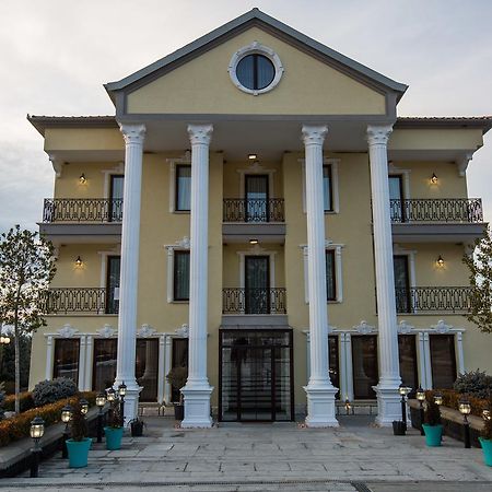 "L'Art De Vivre" Resort Korce Cameră foto