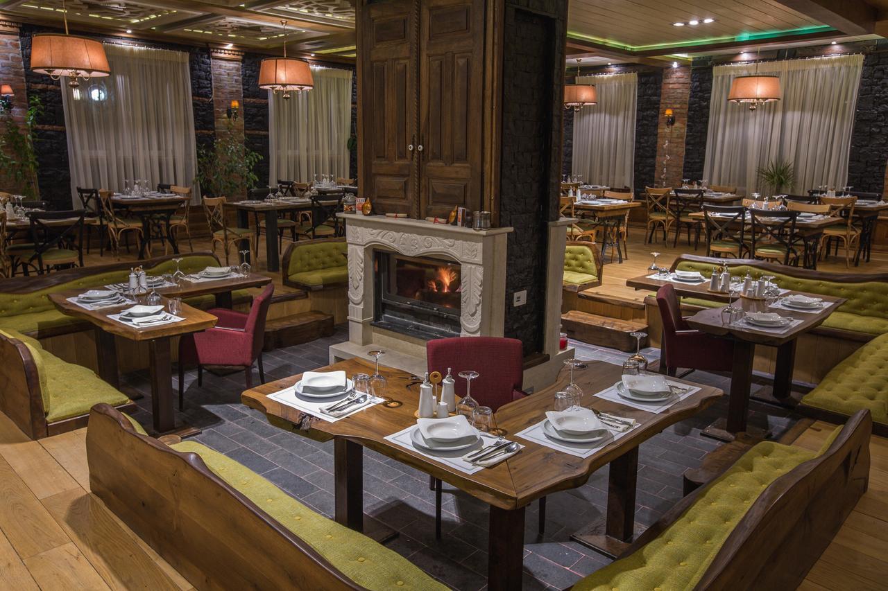 "L'Art De Vivre" Resort Korce Cameră foto