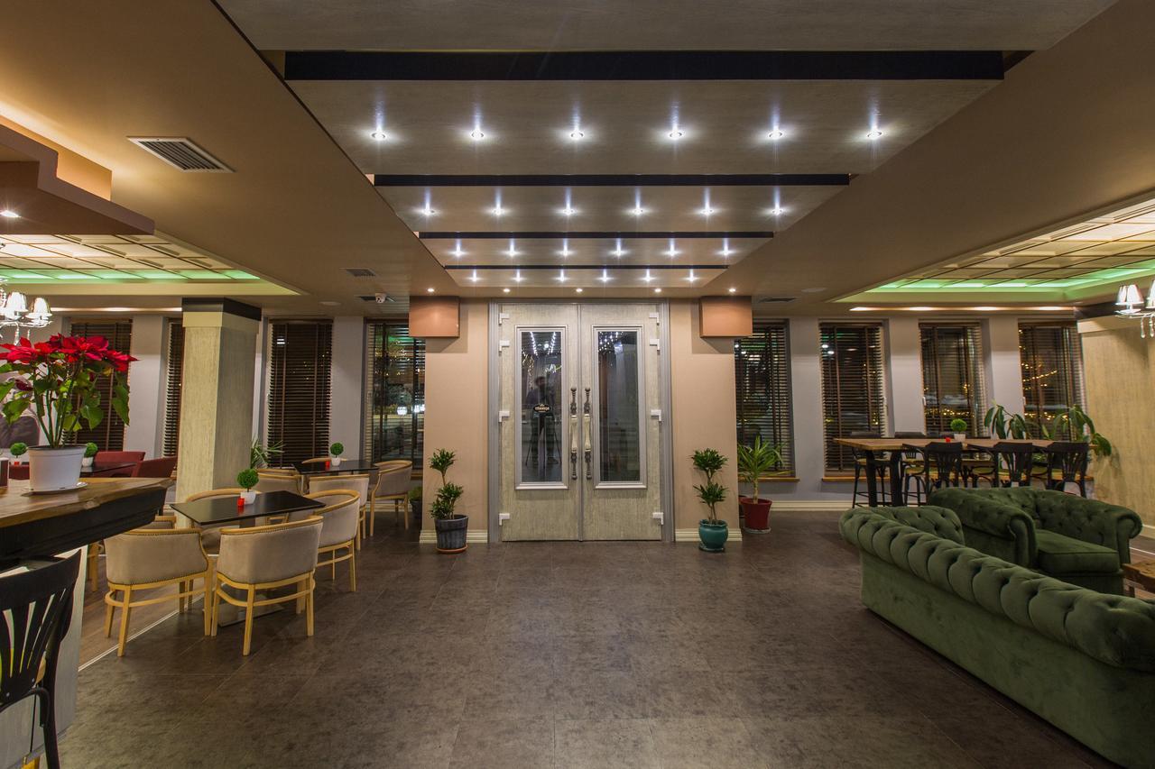 "L'Art De Vivre" Resort Korce Cameră foto